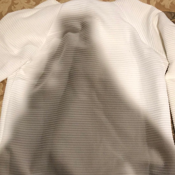 Forever 21 - Beach Hoodie - Picture 3 of 3